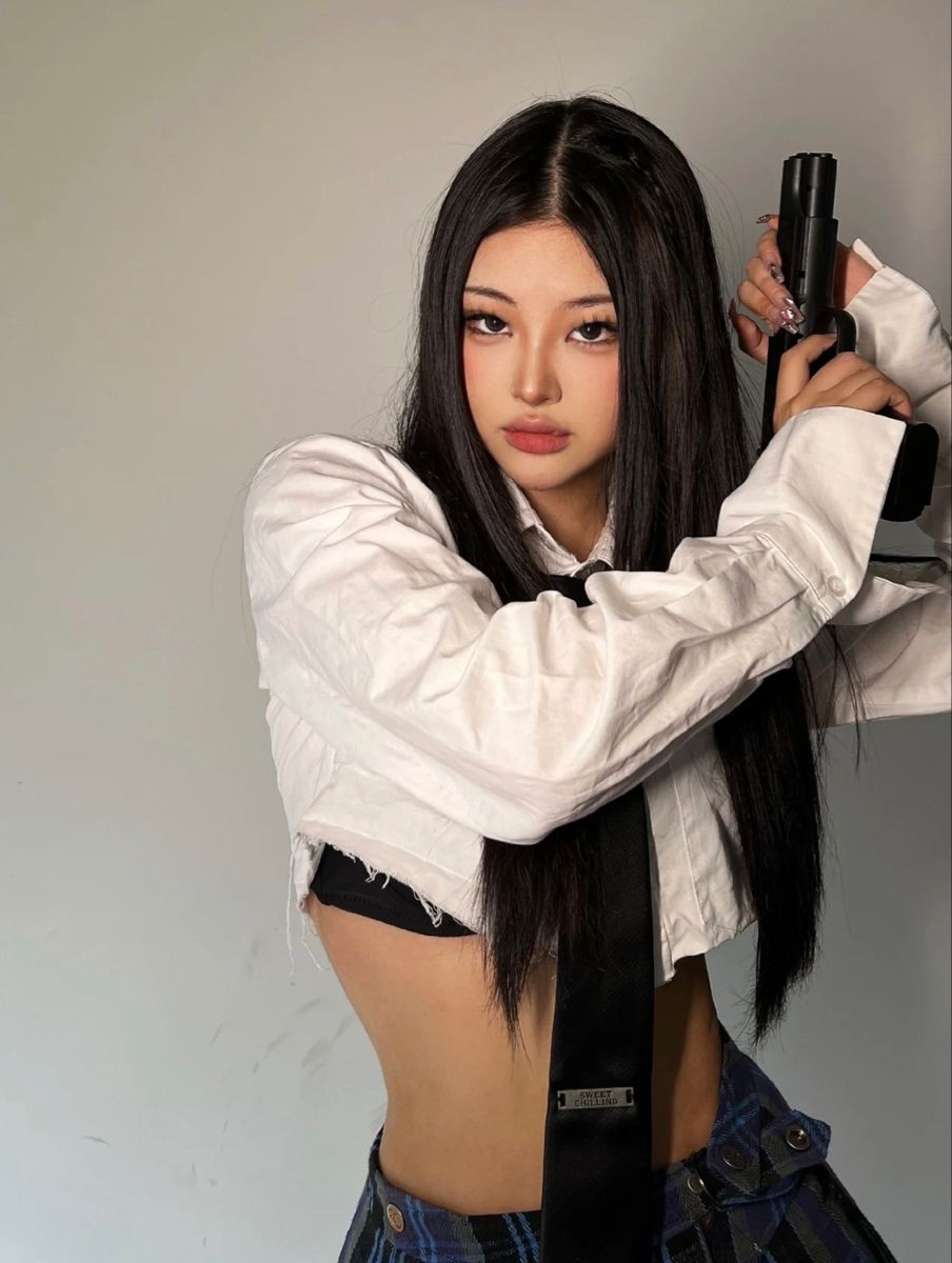 A cozy shot with Sassy girls — straight from Taipei