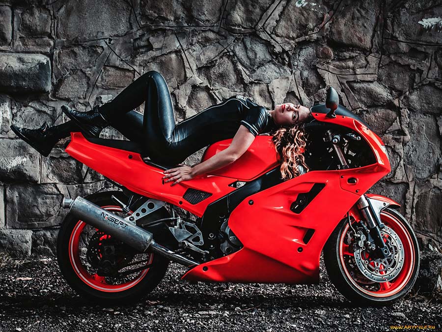 Beautiful girl Beautiful girls and motorcycles in Taipei