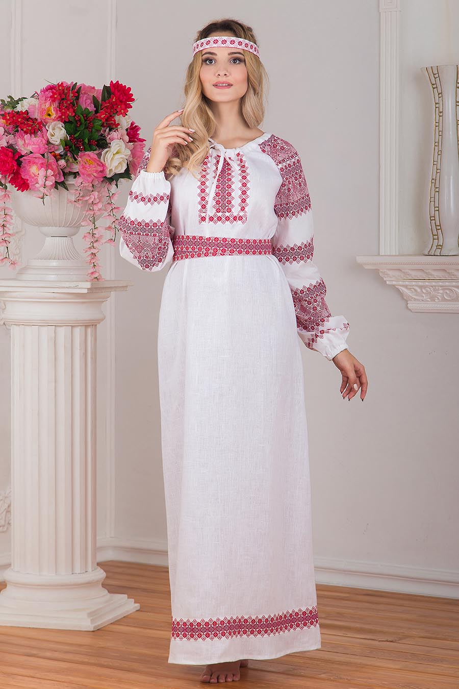 A playful frame from Women in Slavic costumes — online in Taipei