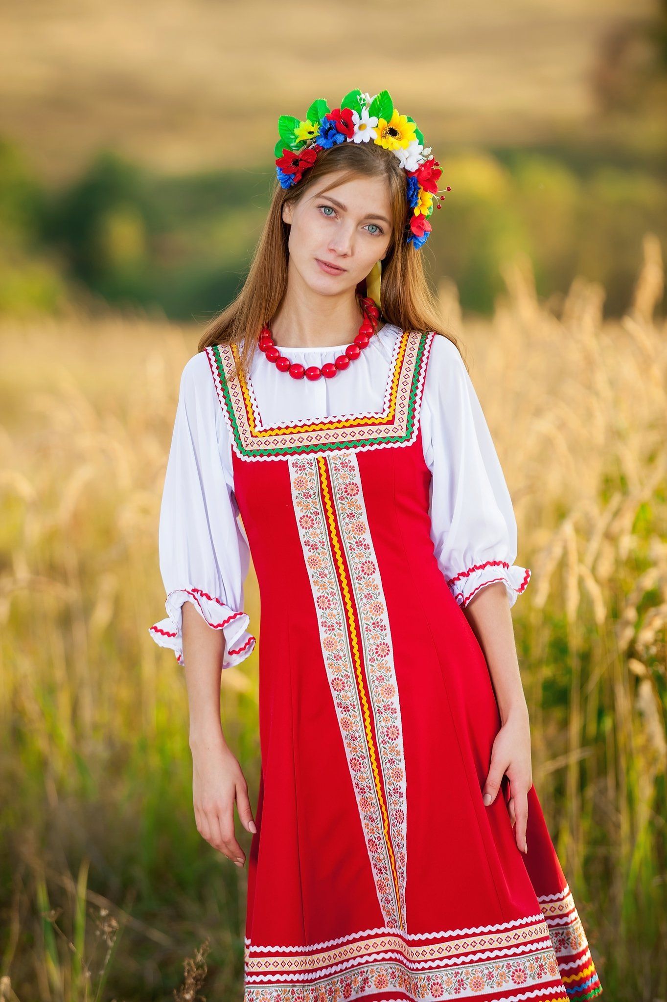 Women in Slavic costumes in Taipei — step in, relax, and chat live