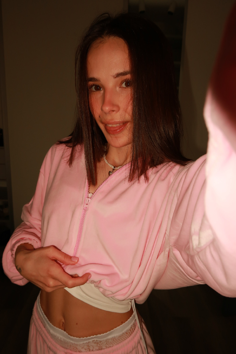 Tina brings the glow — live moments in Taipei