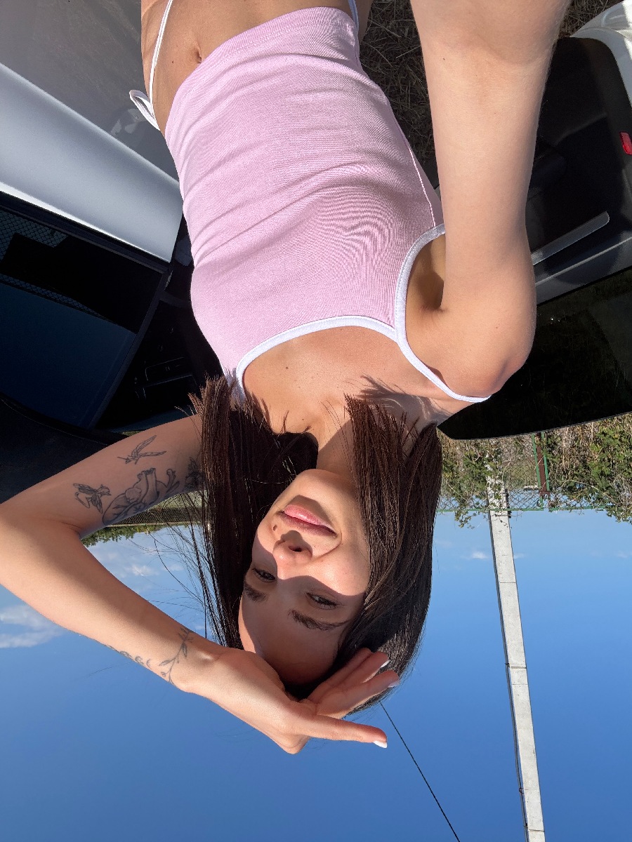 Sexy model Tina in Taipei